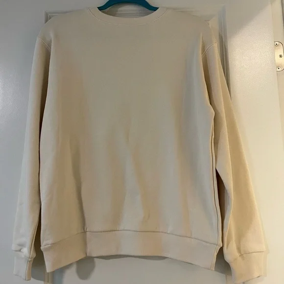 The north face crewneck sweatshirt 💚❤️🗻 - Picture 2 of 3